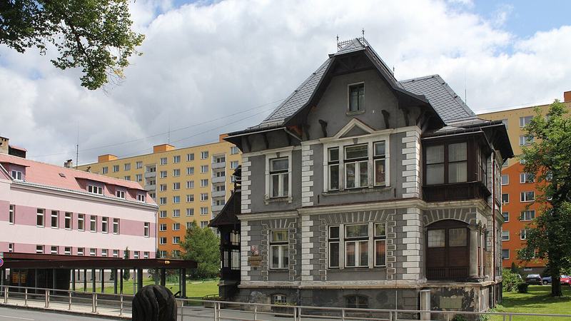 Obecní úřad, Desná