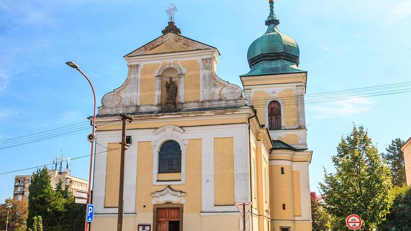 Kostel svatého Martina v Holicích
