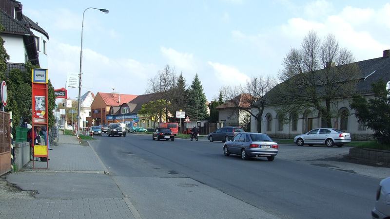 Jesenice u Prahy, Budějovická ulice (silnice II/603), autobusová zastávka