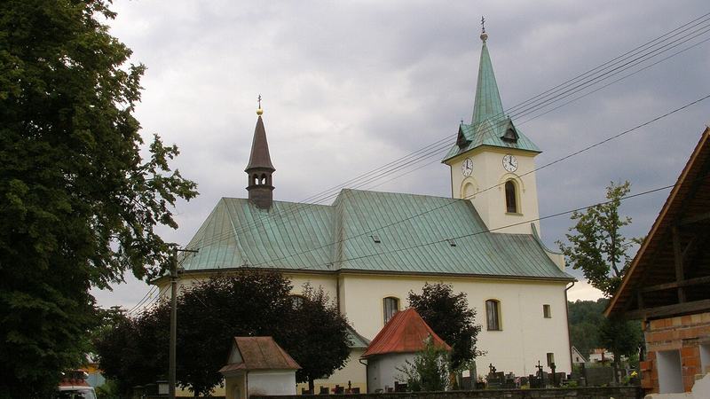 Kozlovice , kostel sv. Michaela archanděla