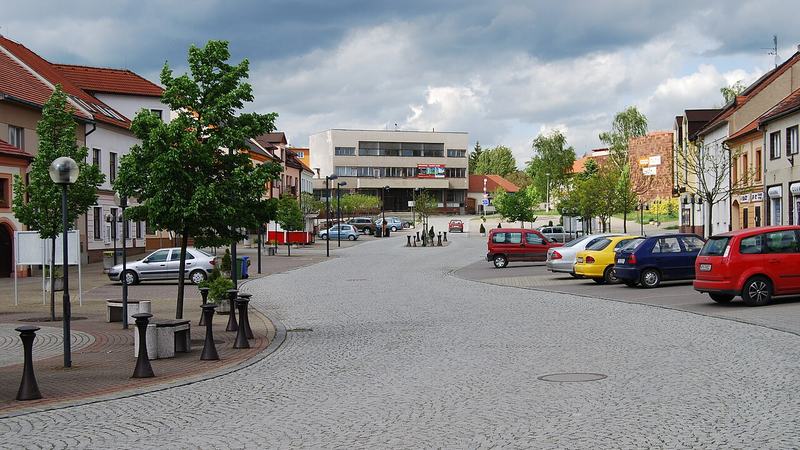 Pohled na náměstí. Kralovice. Okres Plzeň-sever. Česká republika