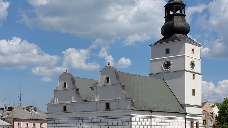 Renesační radnice na náměstí J. M. Marků v Lanškrouně