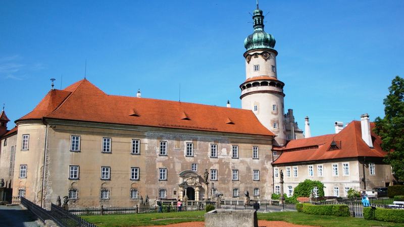 Nové Město nad Metují zámek od SV (od náměstí)