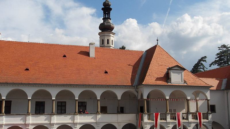 Zámek, Oslavany, okres Brno-venkov