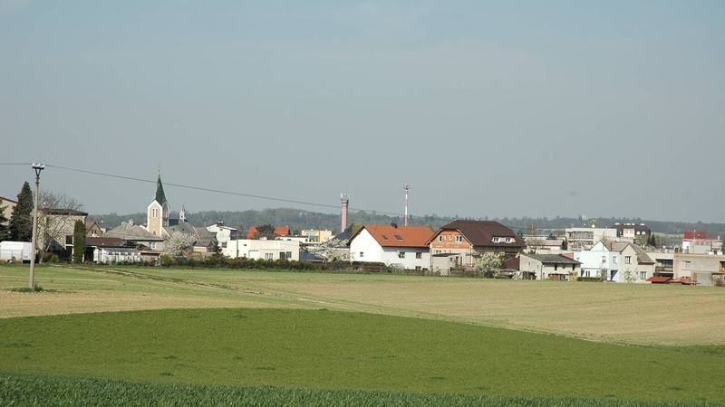 Centrální část obce Štěpánkovice