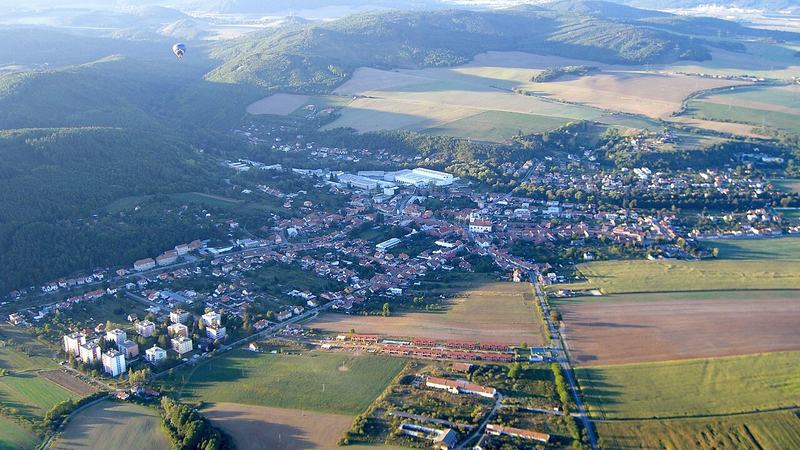 Veverská Bítýška, pohled z horkovzdušného balónu
